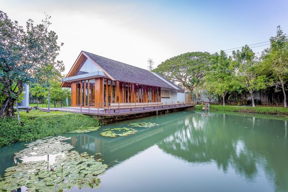 Into The Forest Resort Bangkok Dış mekan fotoğraf