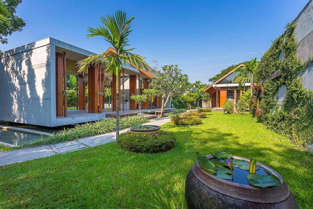 Into The Forest Resort Bangkok Dış mekan fotoğraf