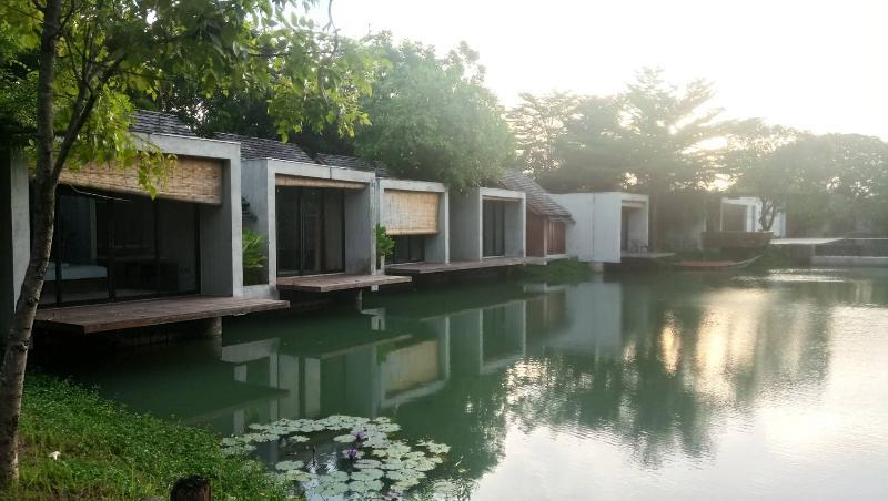 Into The Forest Resort Bangkok Dış mekan fotoğraf