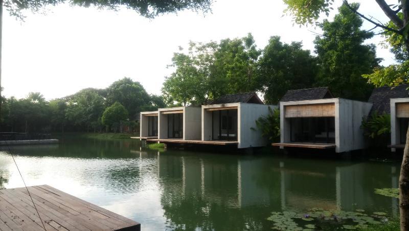 Into The Forest Resort Bangkok Dış mekan fotoğraf